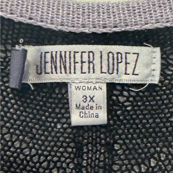 Jennifer Lopez Lavender and Black Sweater, sz 3x - Picture 3 of 4